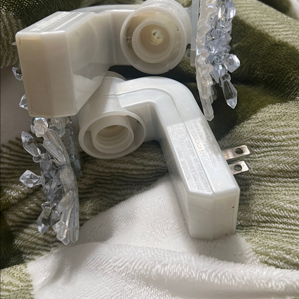 Snowflake wall diffusers - Picture 4 of 6
